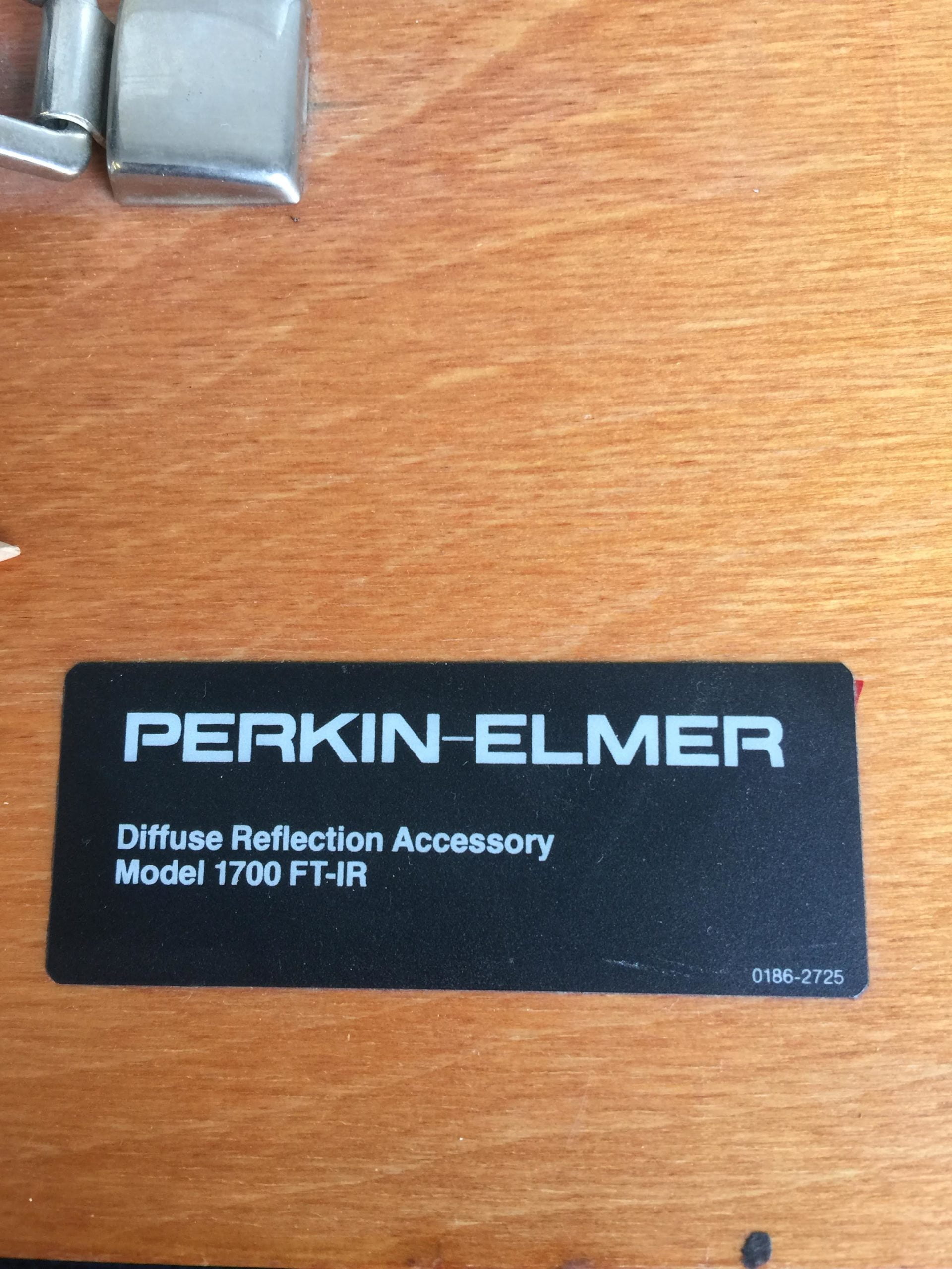perkin elmer diffuse reflection accessory for model 1700 ft-ir spectrophotometer