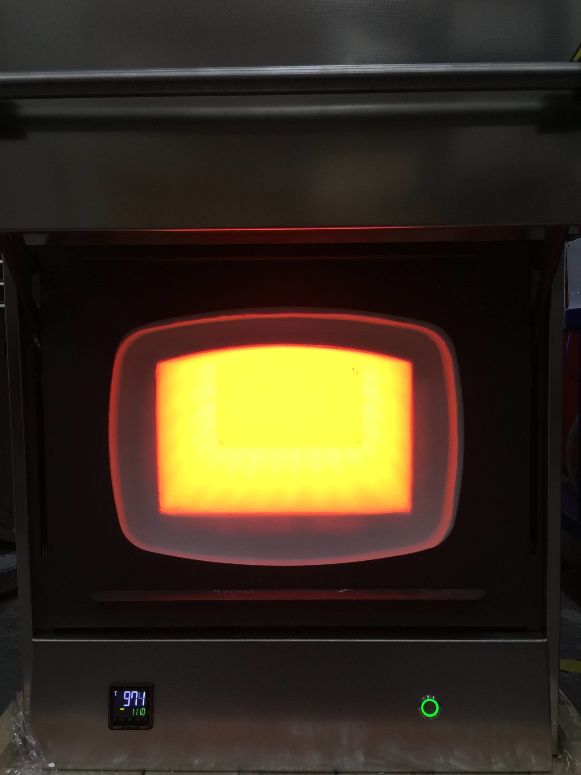 snol 22/1100 high temperature furnace – display model