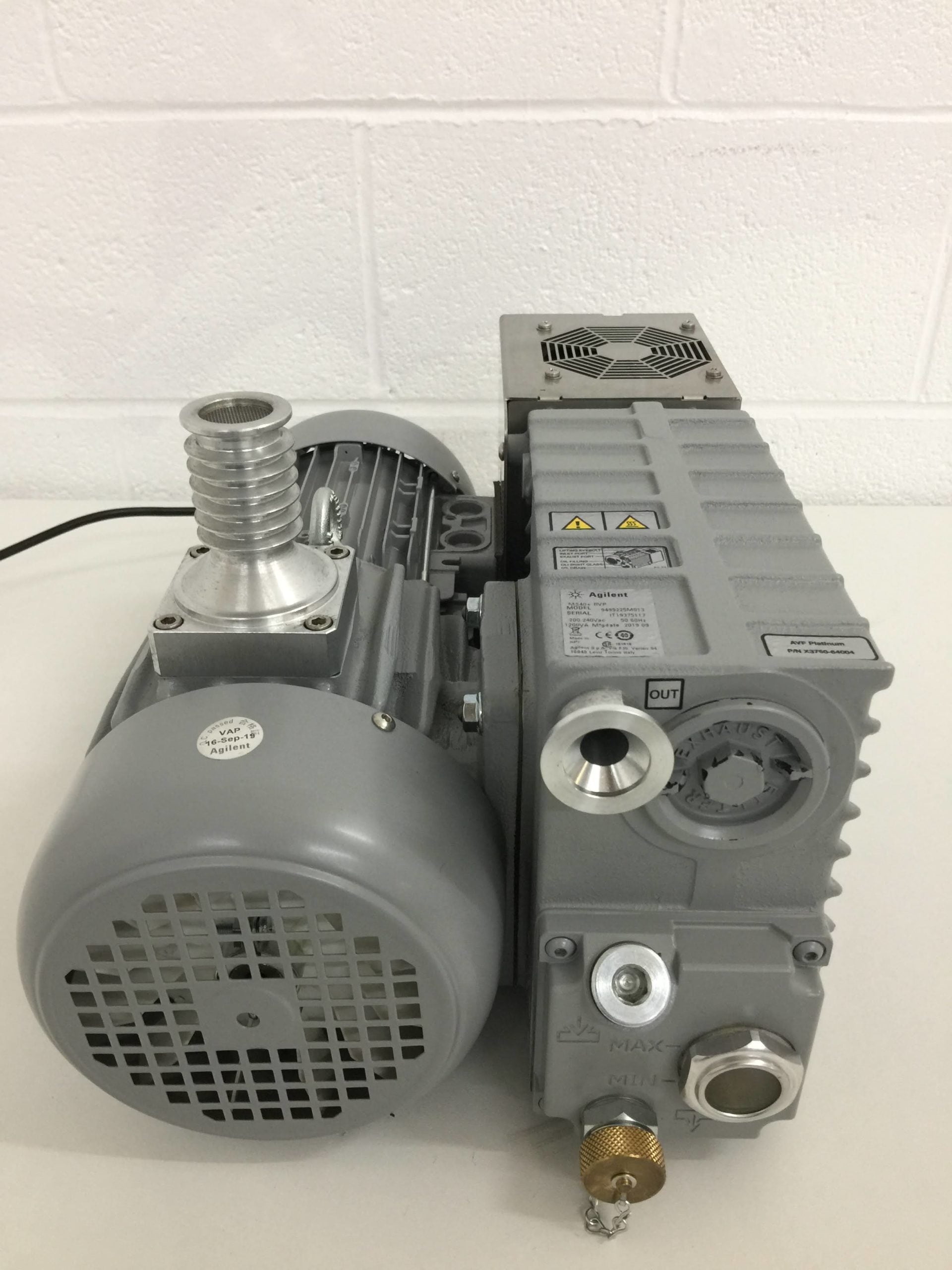 Agilent MS40+ 9499225 Rotary Vane Pump Richmond Scientific