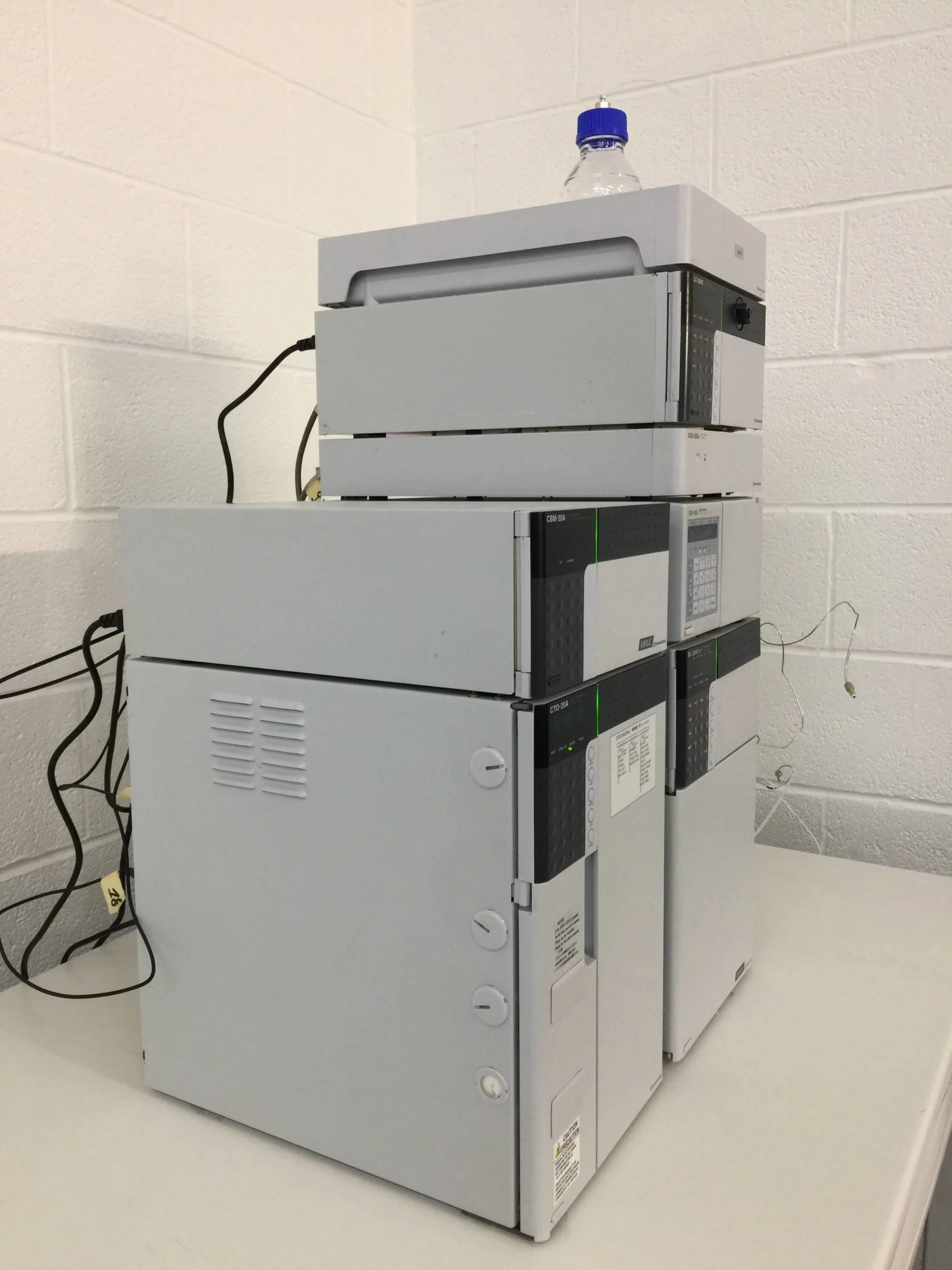 shimadzu uflc hplc system