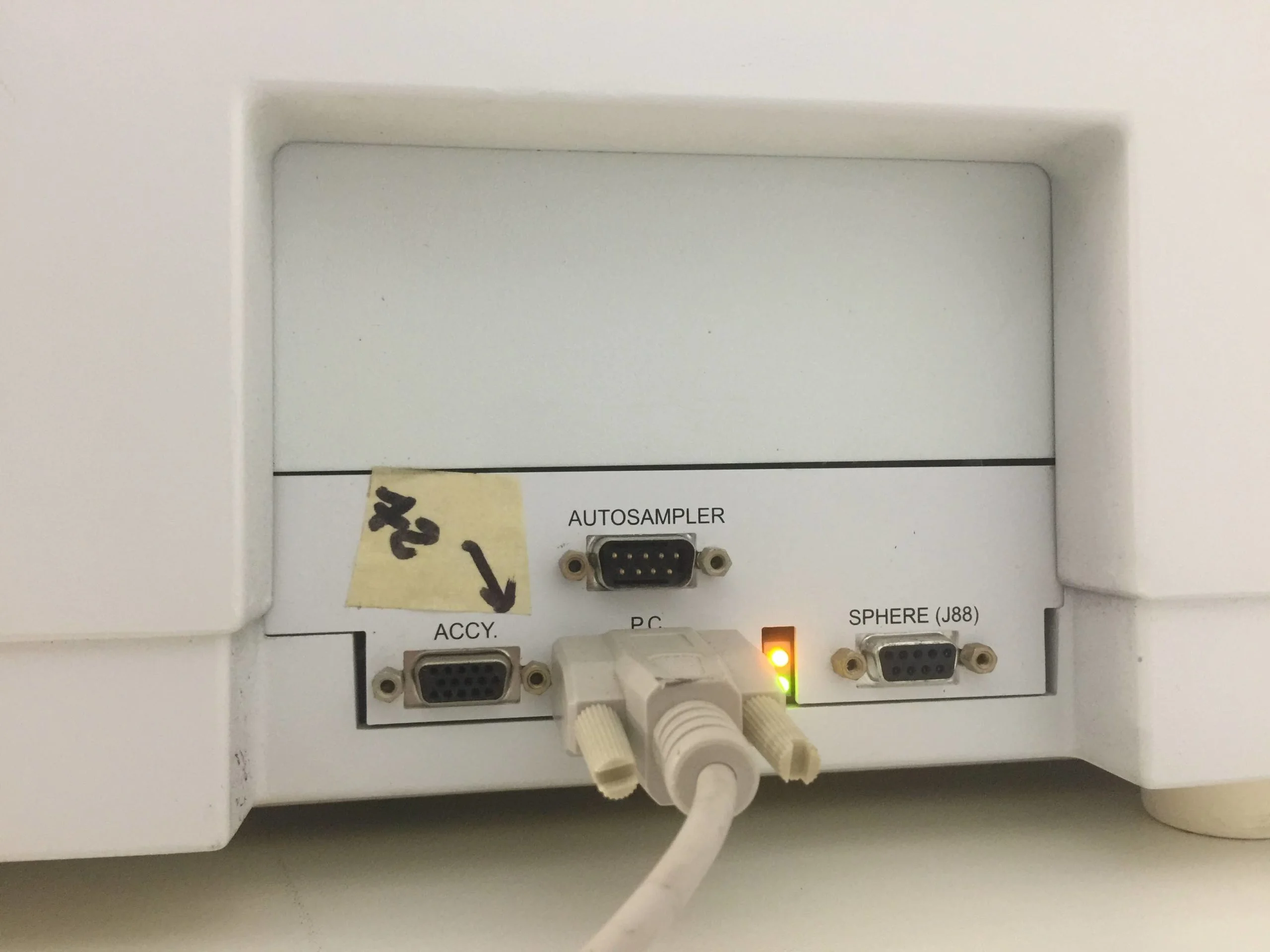 perkin elmer uv/vis spectrophotometer lambda 25