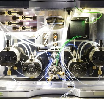 A look inside a HPLC.