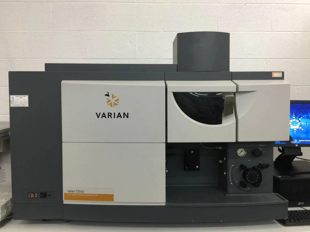 Varian Agilent 720-ES ICP-OES System SPS 3 AutoSampler Chiller Computer System and Varian Software