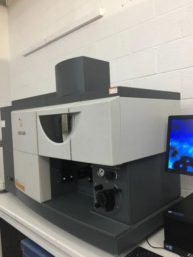 Varian Agilent 720-ES ICP-OES System SPS 3 AutoSampler Chiller Computer System and Varian Software
