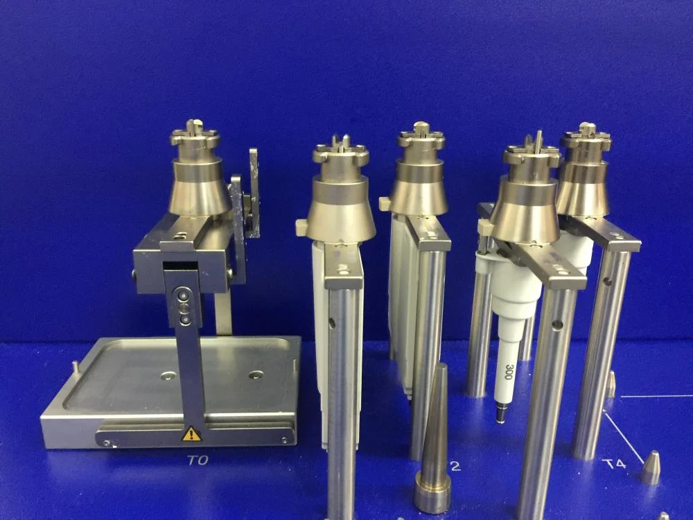 Eppendorf epMotion 5075v Liquid Handling Station with Vacuum Accessories