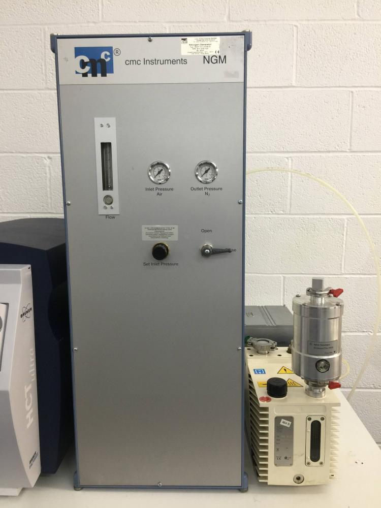 Bruker HCT Ultra LCMS System CMC Nitrogen Generator NGM-11 and Agilent HS 602 Rotary Vane Pump with Manuals Software and accessories