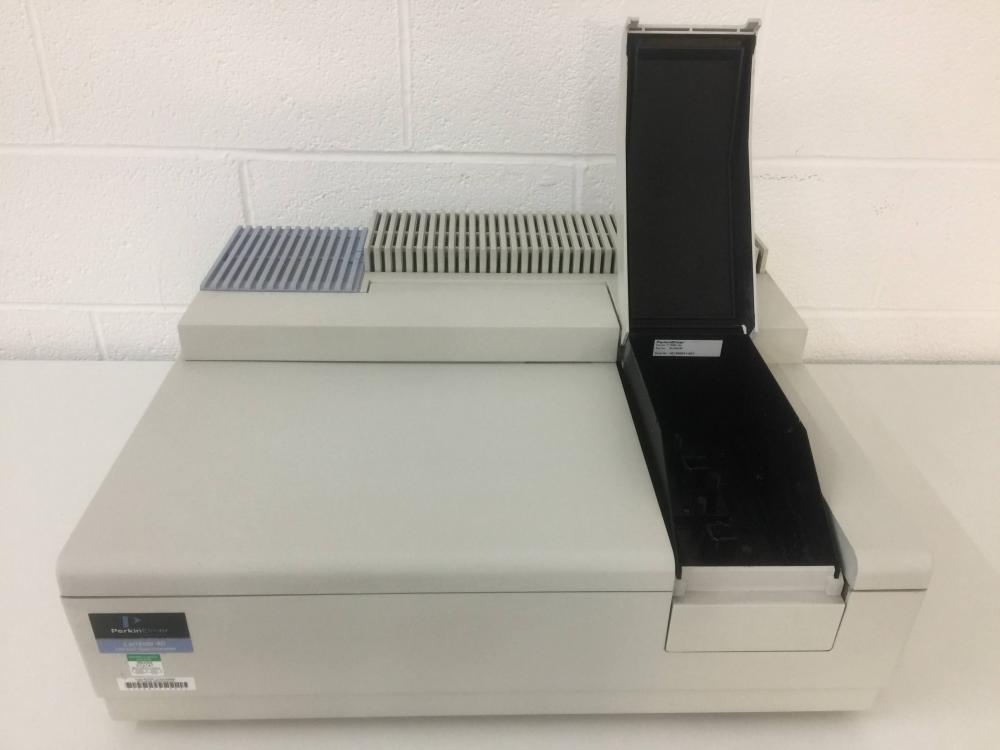 Perkin Elmer Lambda 40 UV/Vis Spectrometer Spectrophotometer