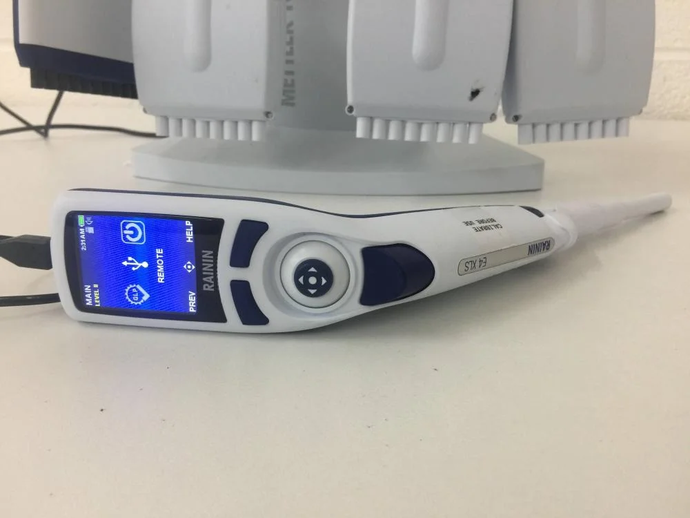 Mettler Toledo Rainin SmartStand with five E4 XLS Electronic Pipettes