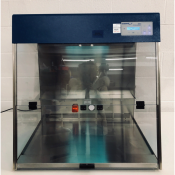 VWR PCR Workstation 3