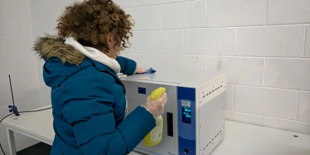 Cleaning lab equipment