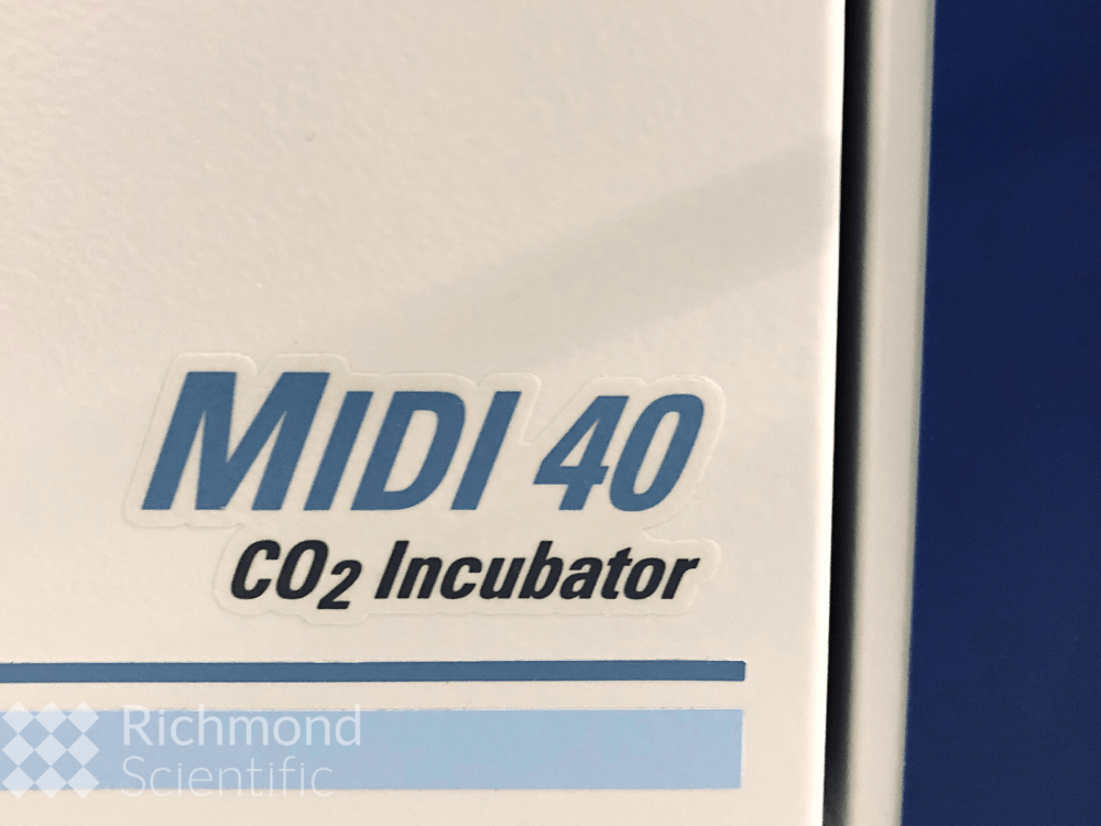 Thermo Midi 40 CO2 incubrator 14