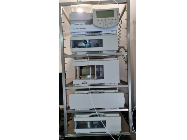 Agilent 1100 HPLC System 5