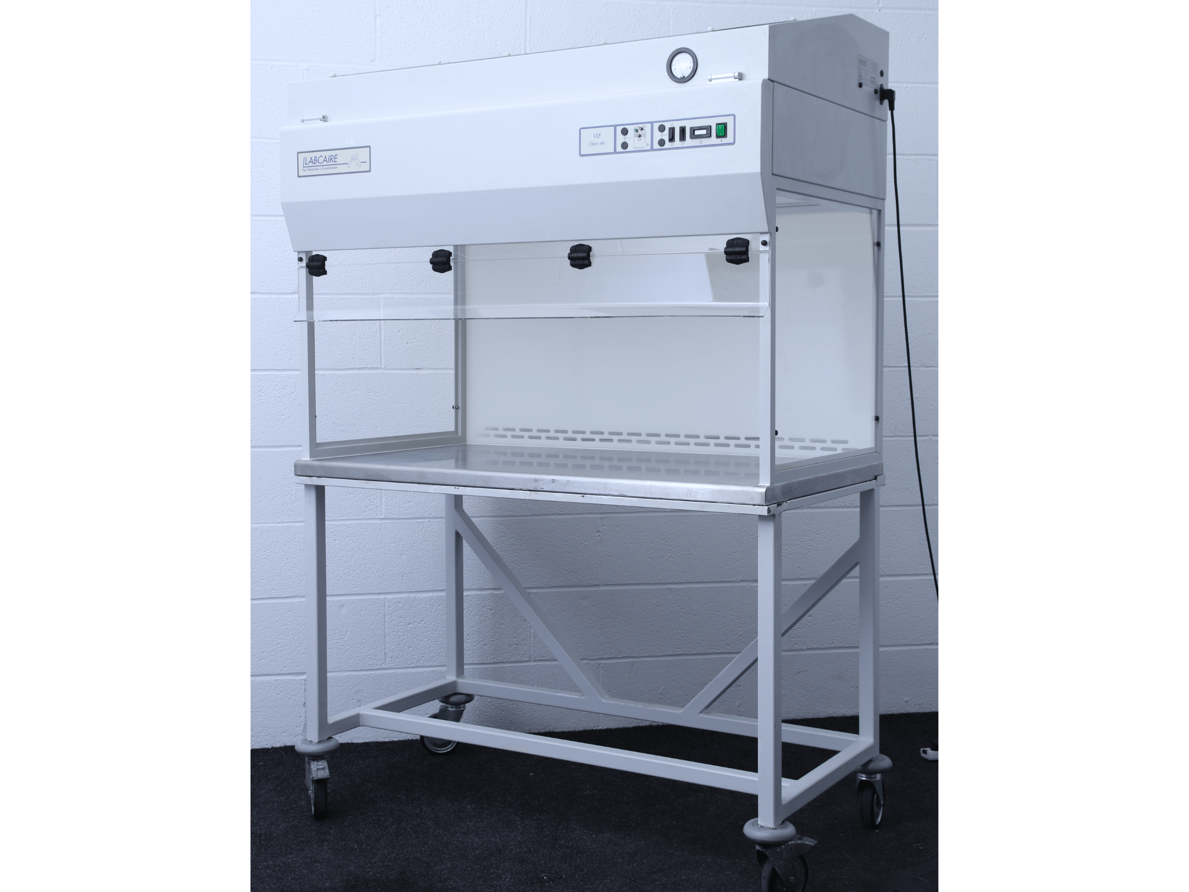 Labcaire Vlf Clean Air Vertical Laminar