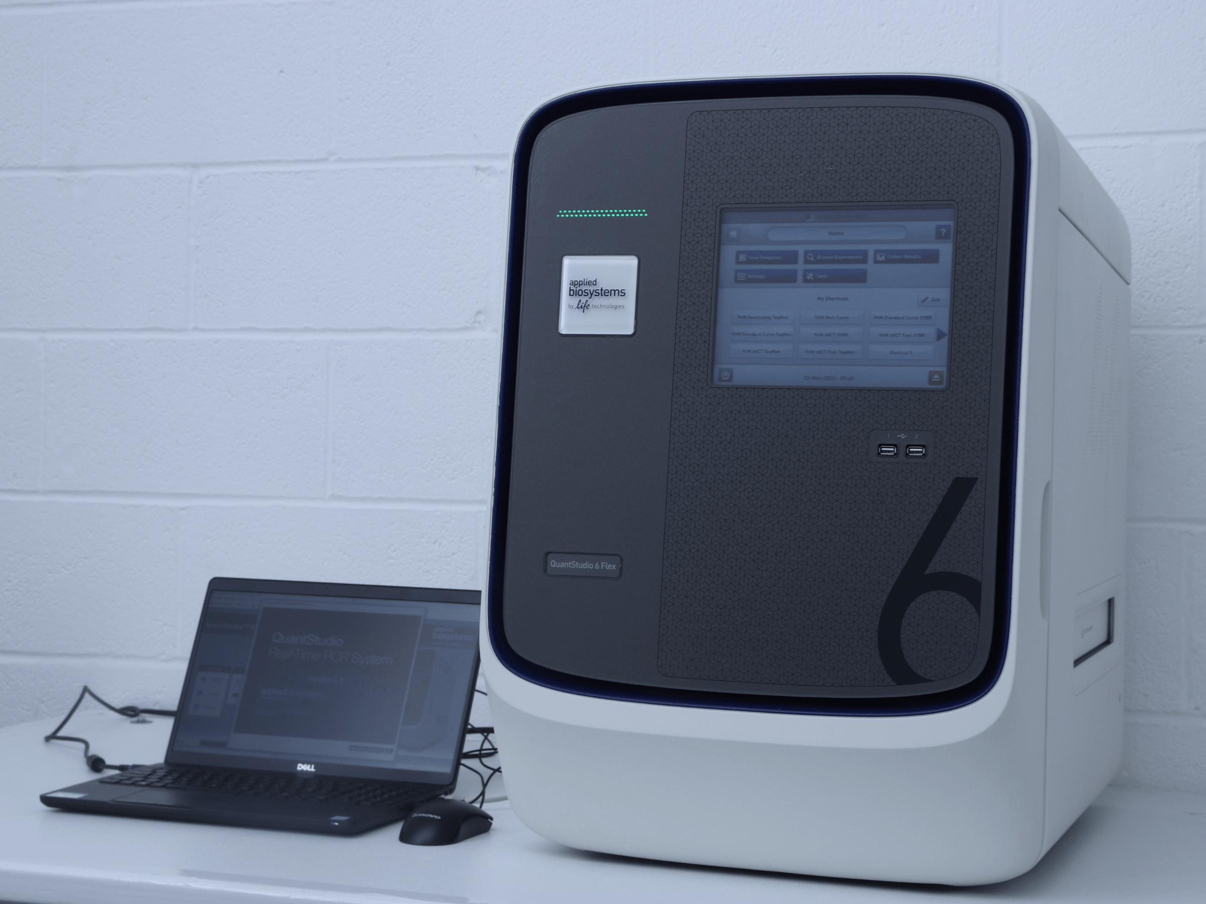 QuantStudio 6 Flex Real-Time PCR