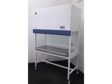ESCO Micro PTE Fume hood