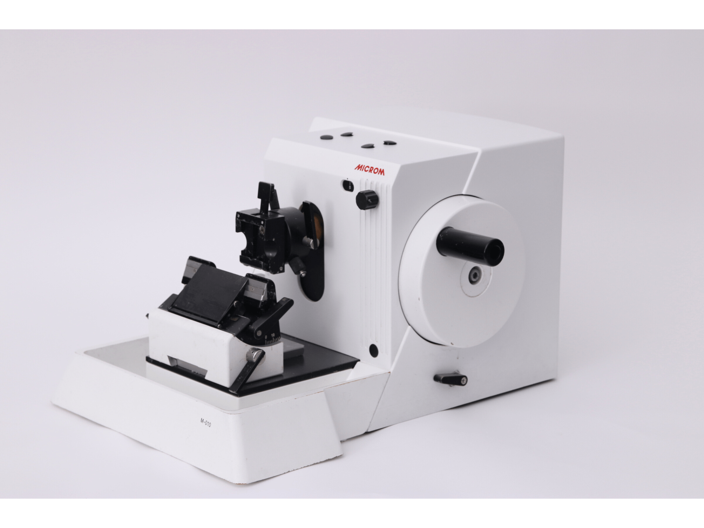 Finesse 325 Microtome