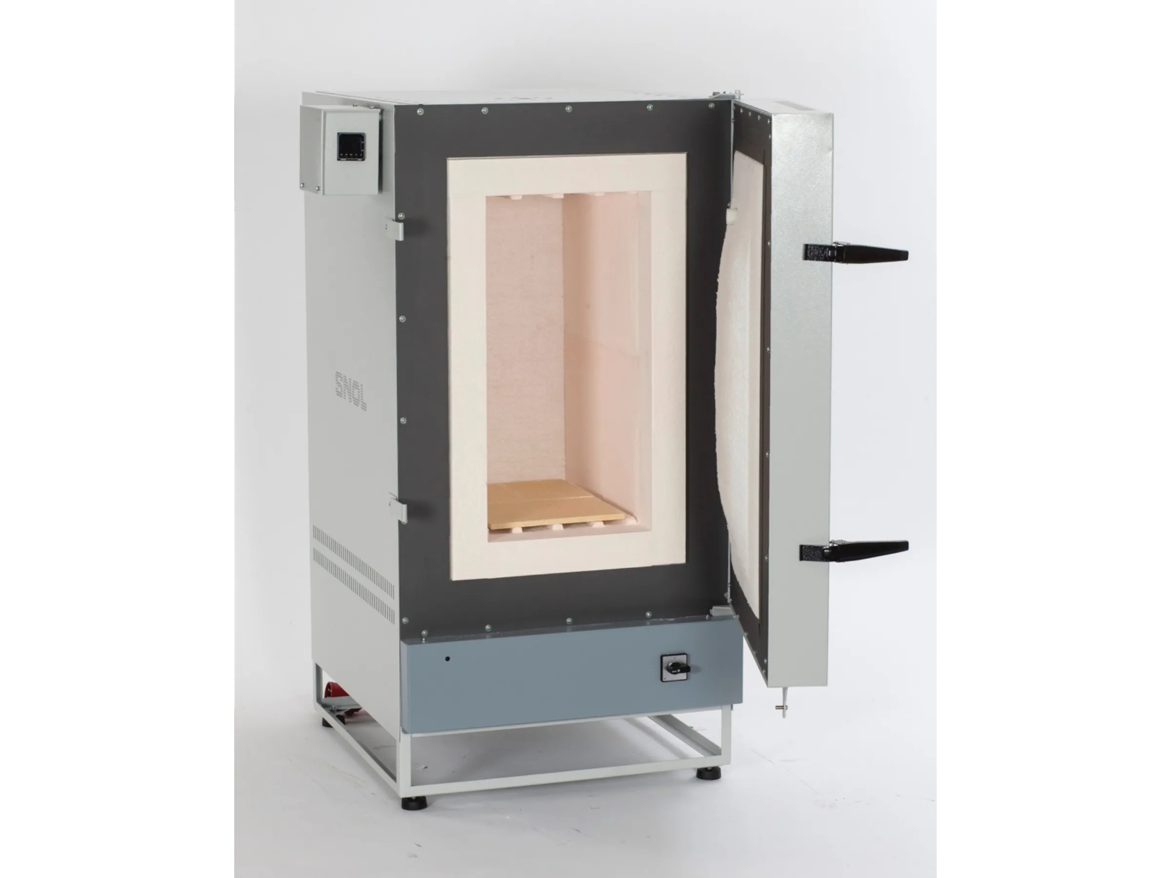 4 Snol 80/1100 LSF01 Chamber Furnace