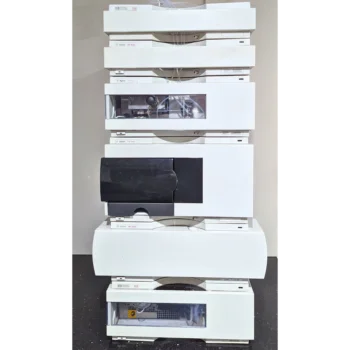 HPLC system with degasser, autosampler, oven and DAD