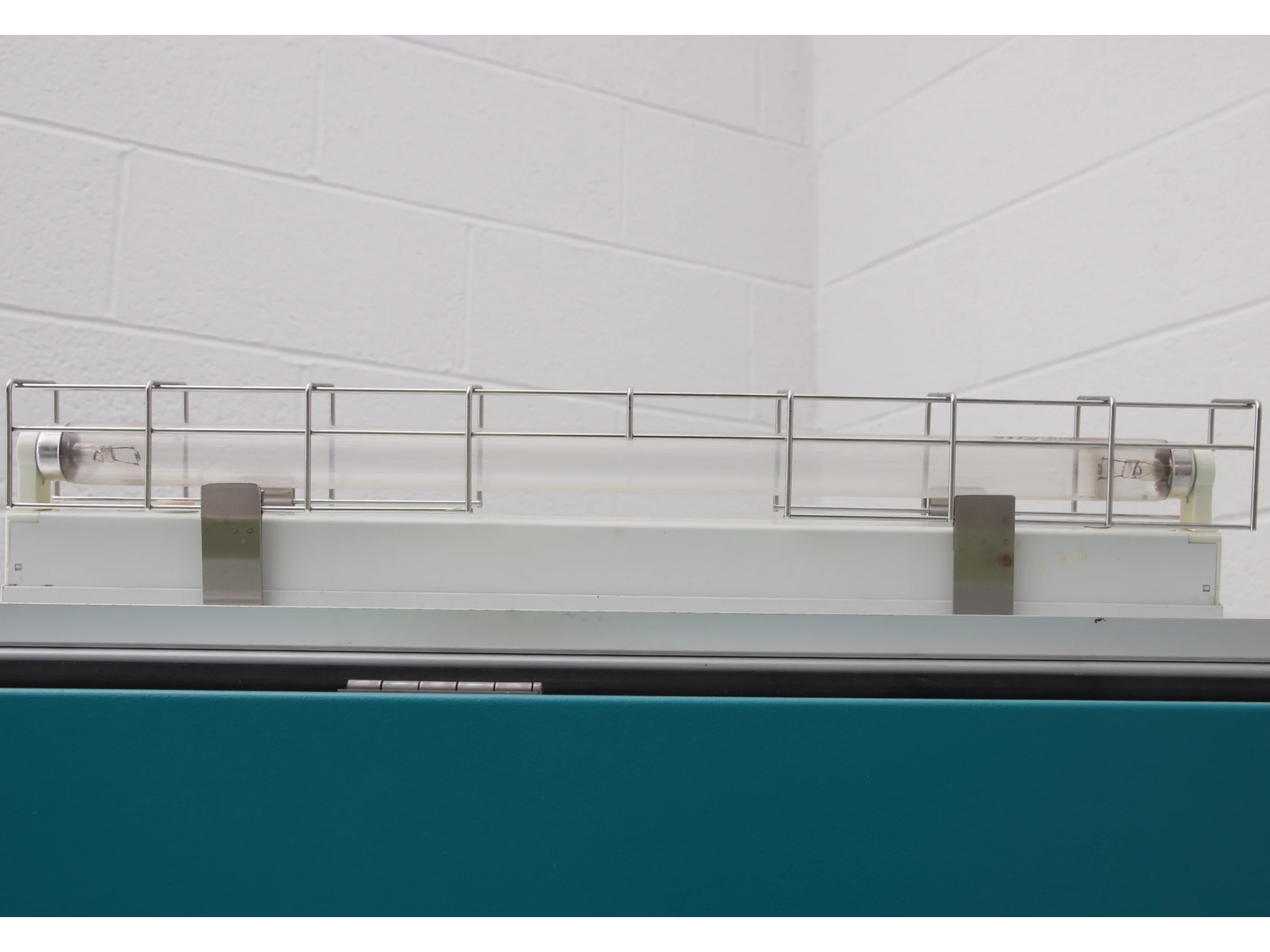 Faster BH-En2004-D Safety Cabinet (15)