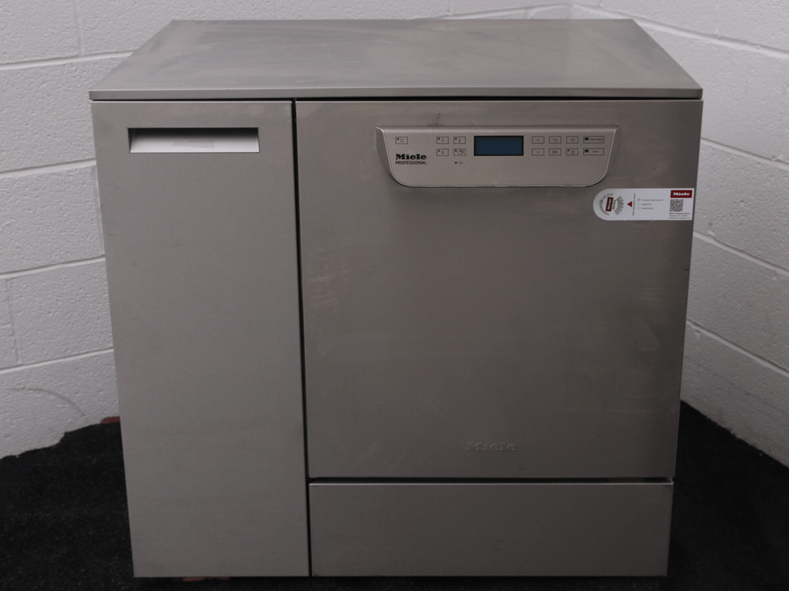 Miele Professional Lab Washer PG 8583 CD Richmond Scientific