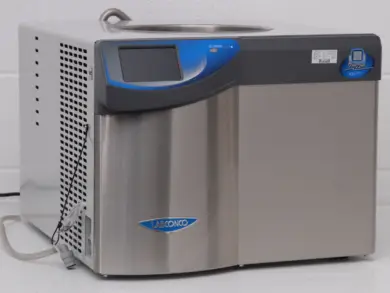 Labconco FreeZone 4.5L Benchtop Freeze Dryer