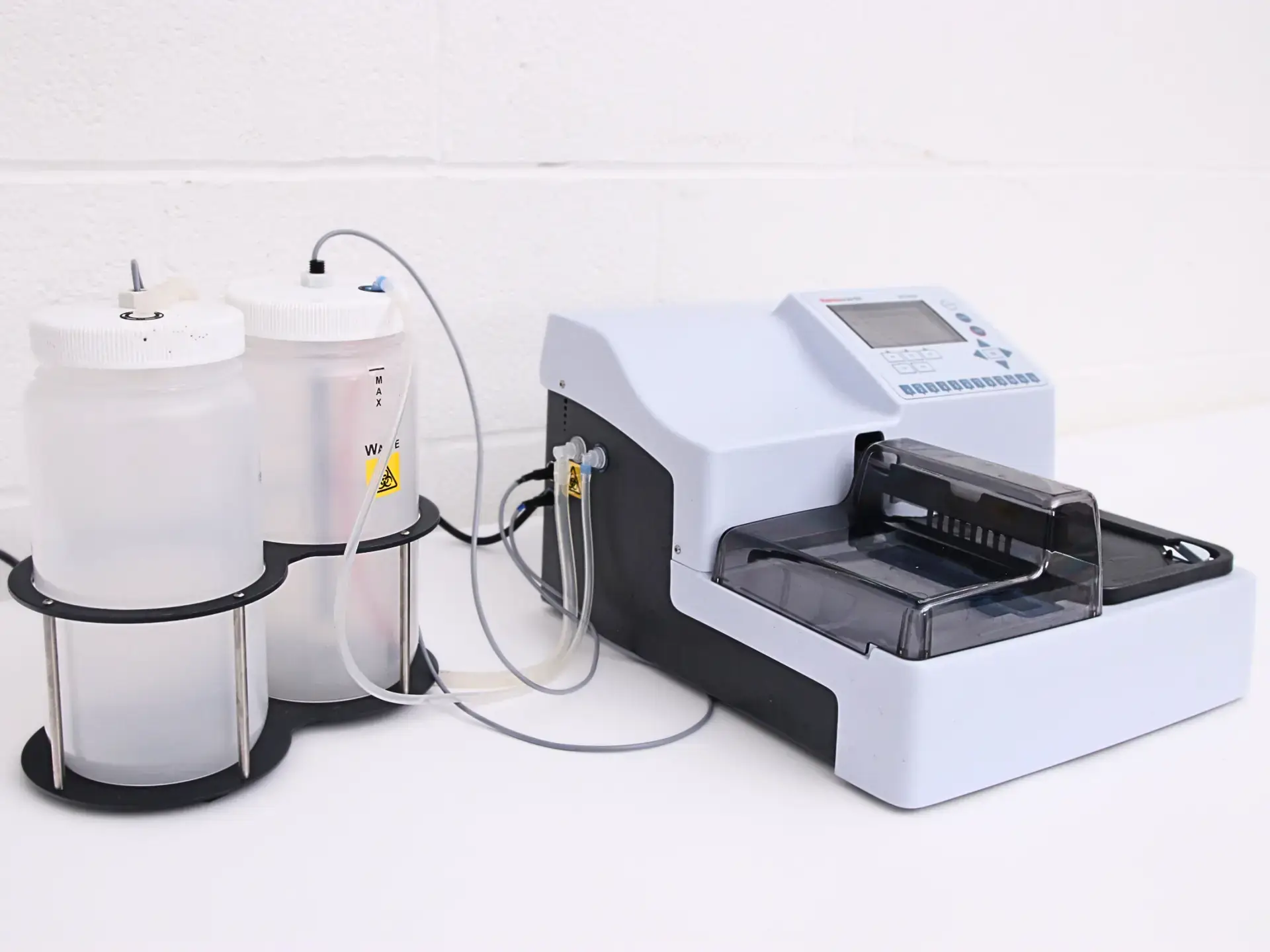 Thermo Scientific Wellwash 888 (1)