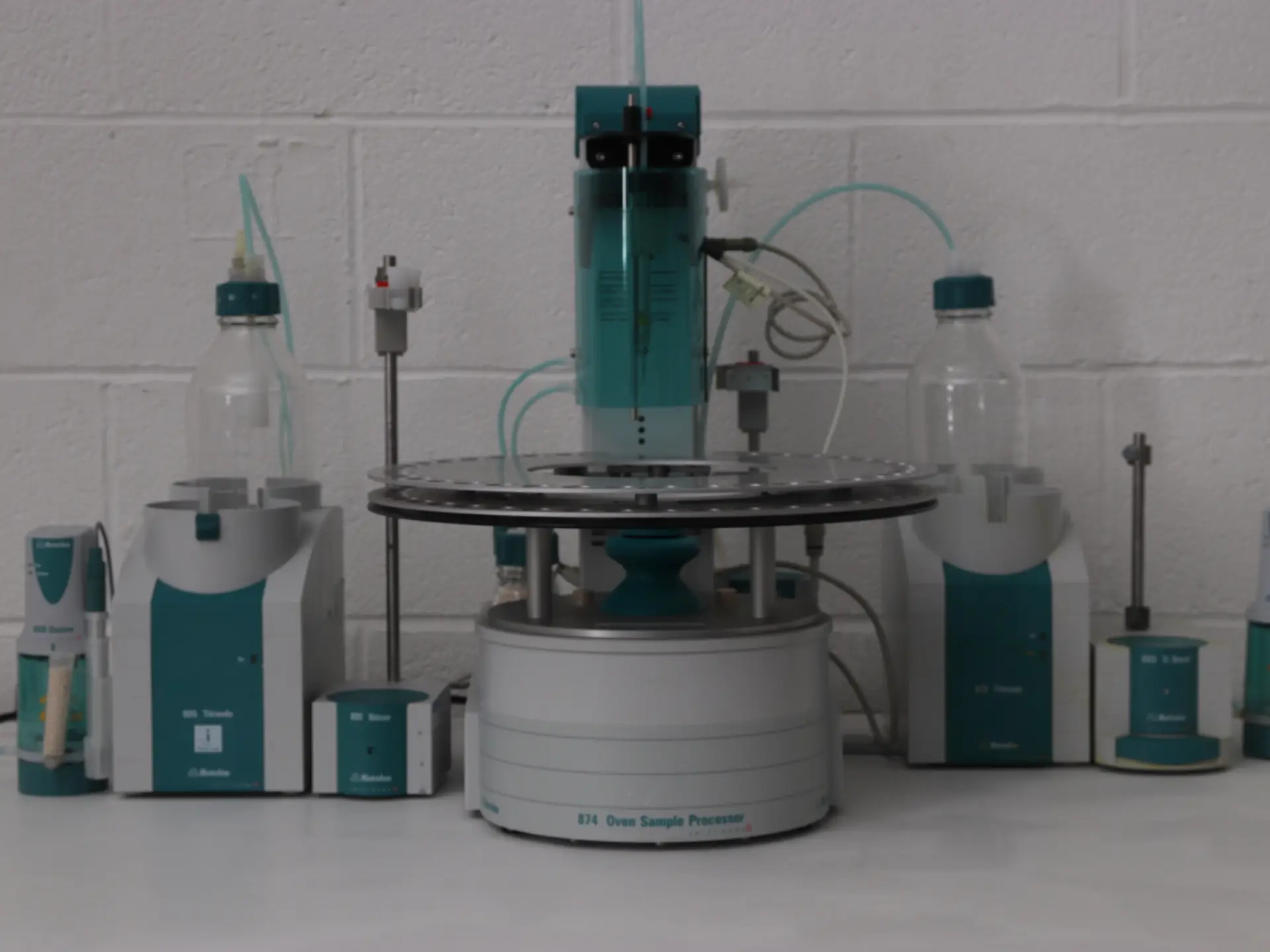 Metrohm titration System: 874 Oven Sample Processor, 852 Titrando, 905 Titrando, 801 Stirrer and 803 Ti Stand