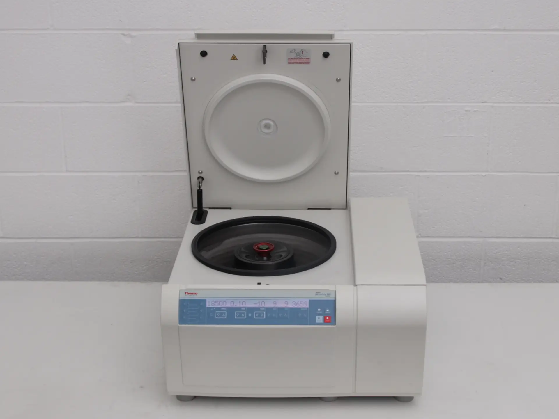 Thermo Megafuge 16 R centrifuge (3)
