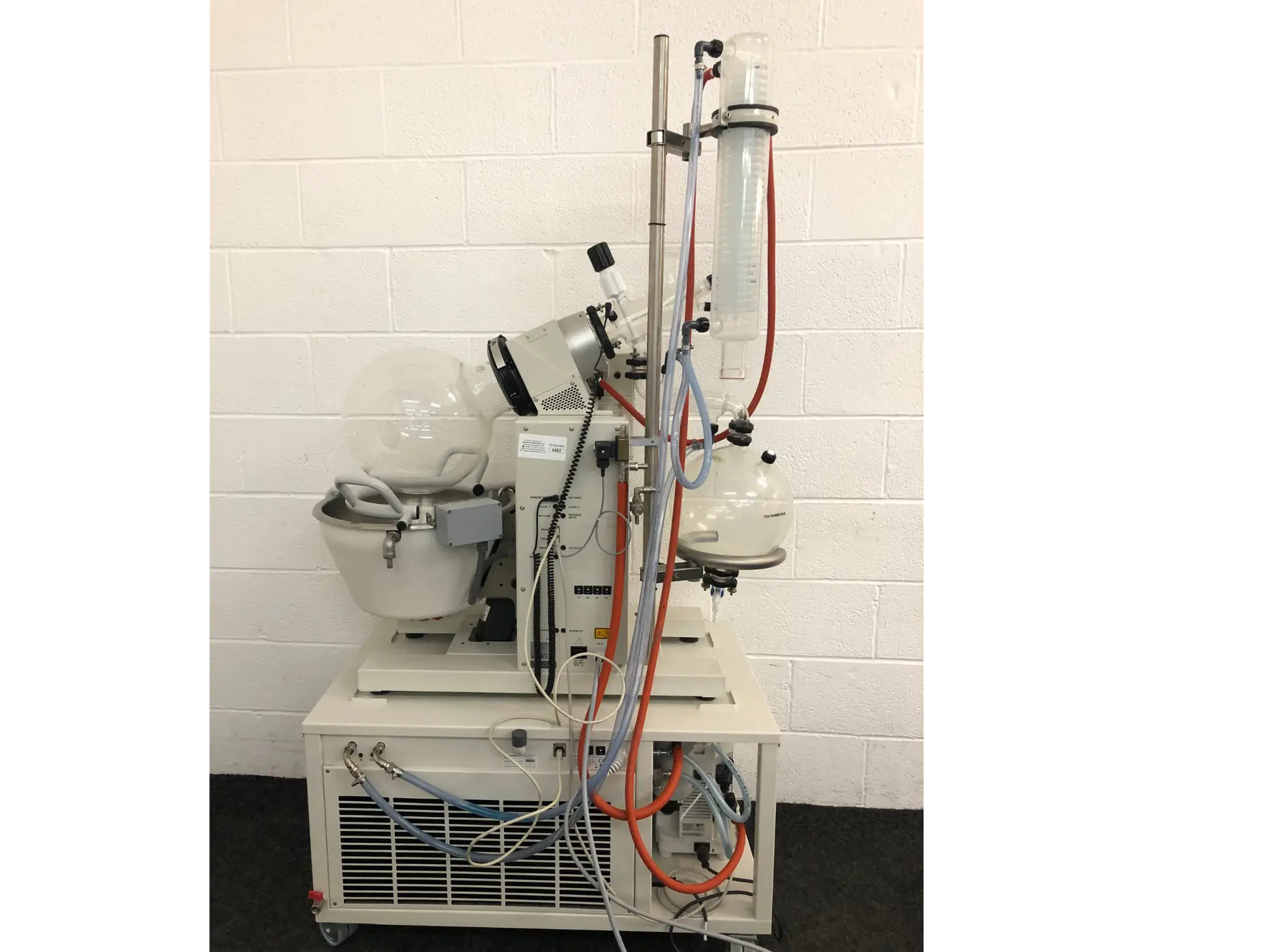 Buchi RotaVapor R-220 SE Rotary Evaporator & F-125 Chiller - Richmond ...