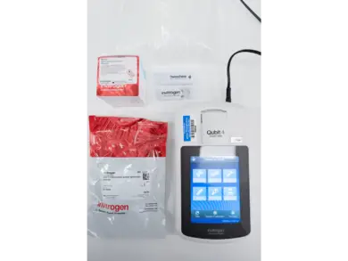 Invitrogen Qubit 4 Fluorometer