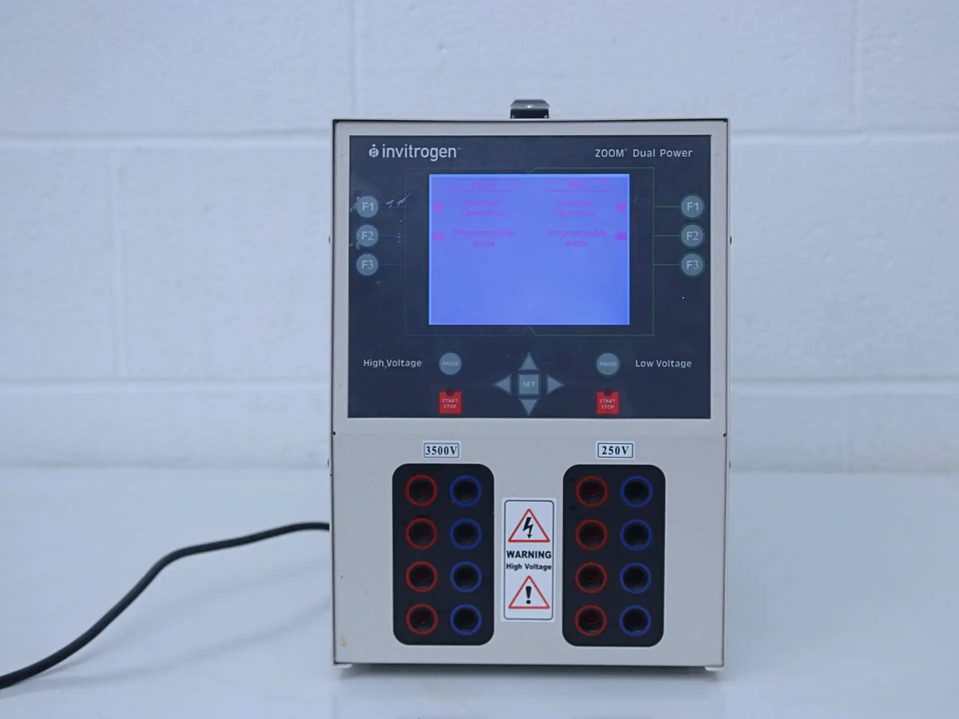 Invitrogen Dual Power Supply - 6179 (2) Invitrogen-Dual-Power-Supply