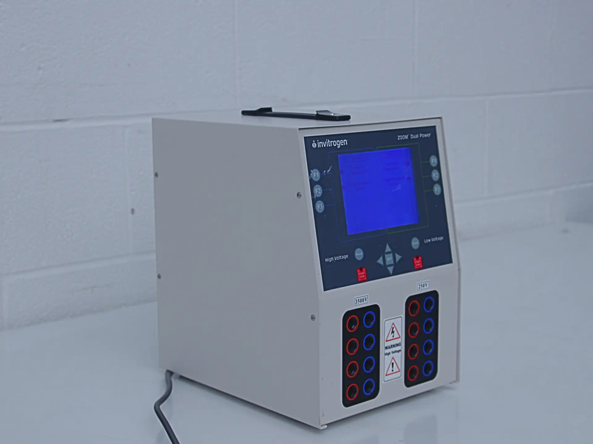 Invitrogen Dual Power Supply - 6179 (3)