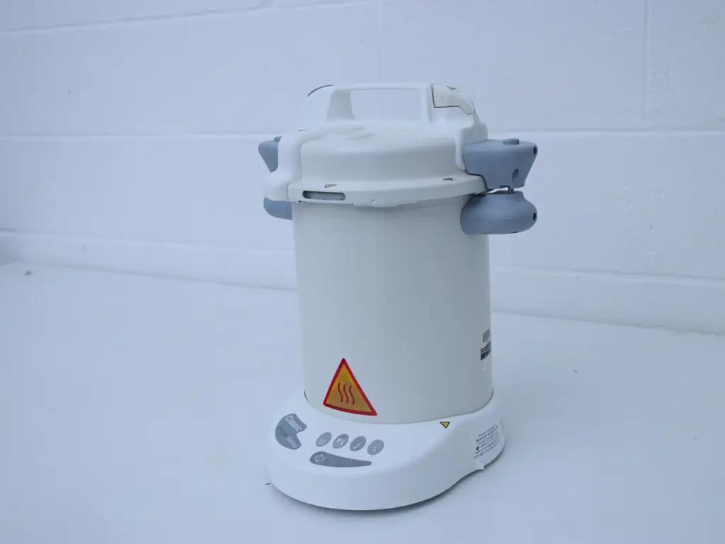 Prestige Medical Classic Media 12L Portable Autoclave Operating manual
