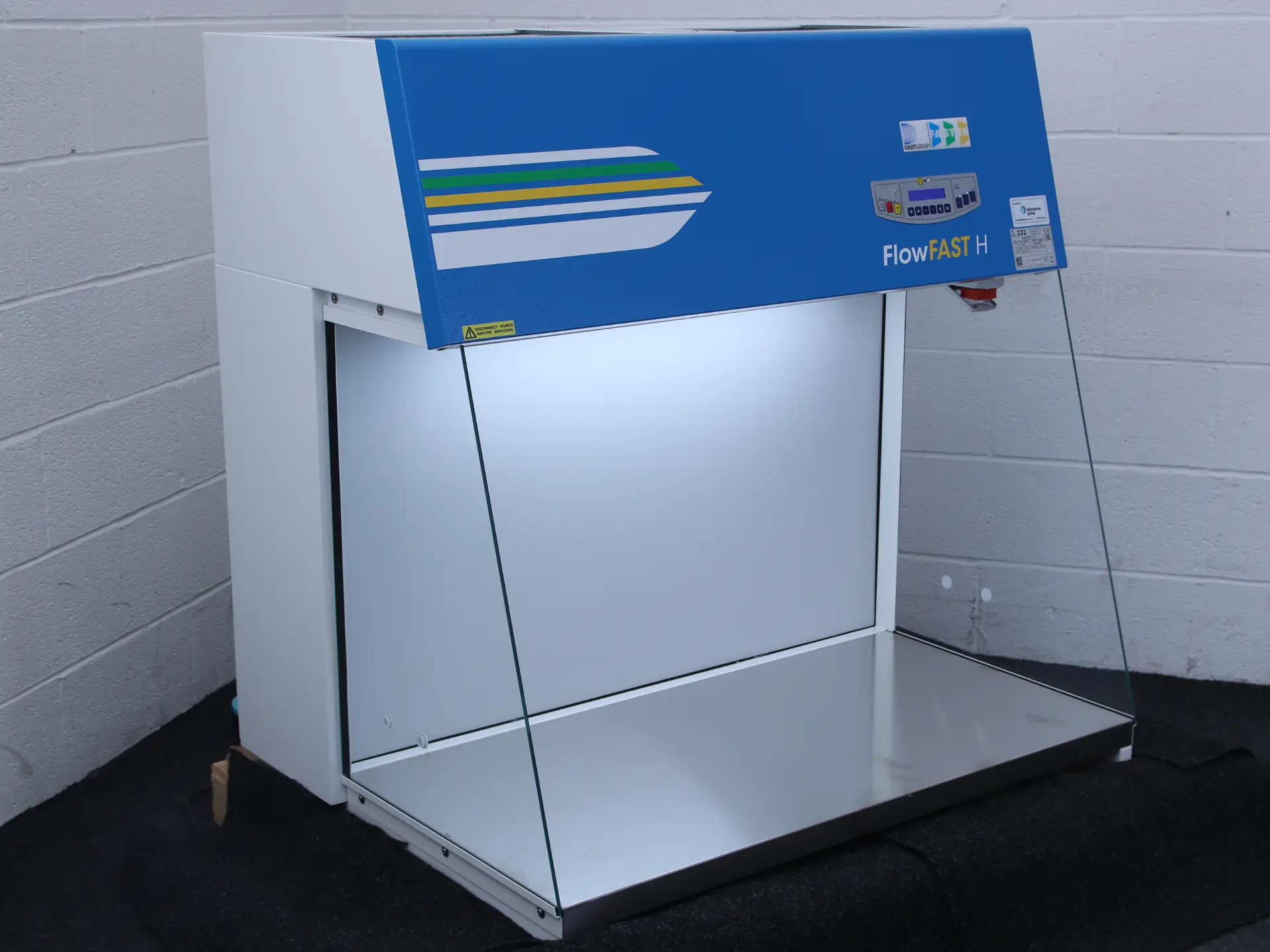FlowFAST H12 Laminar Flow cabinet