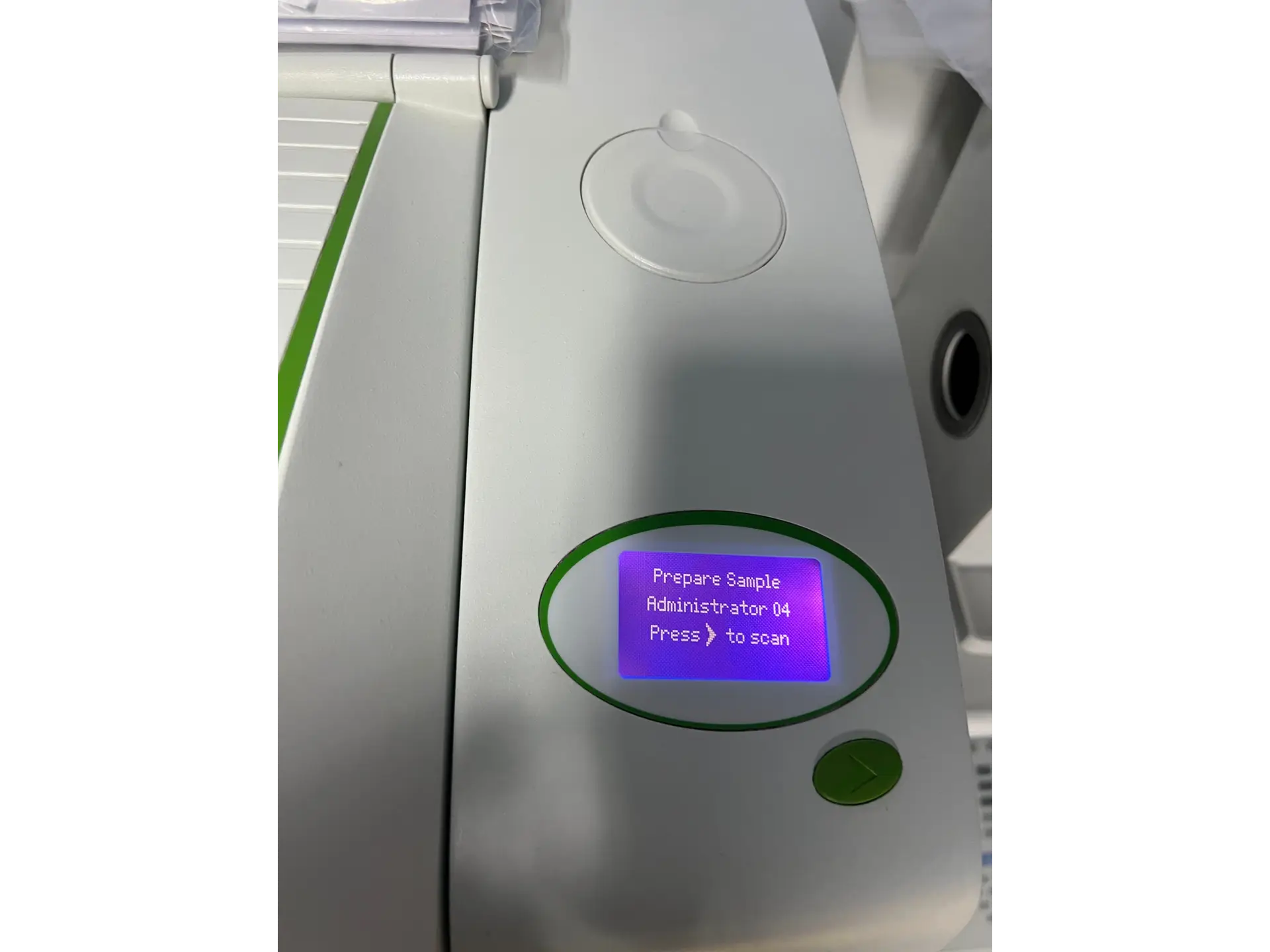 Perkin Elmer Frontier FT-IR Spectrometer - Richmond Scientific