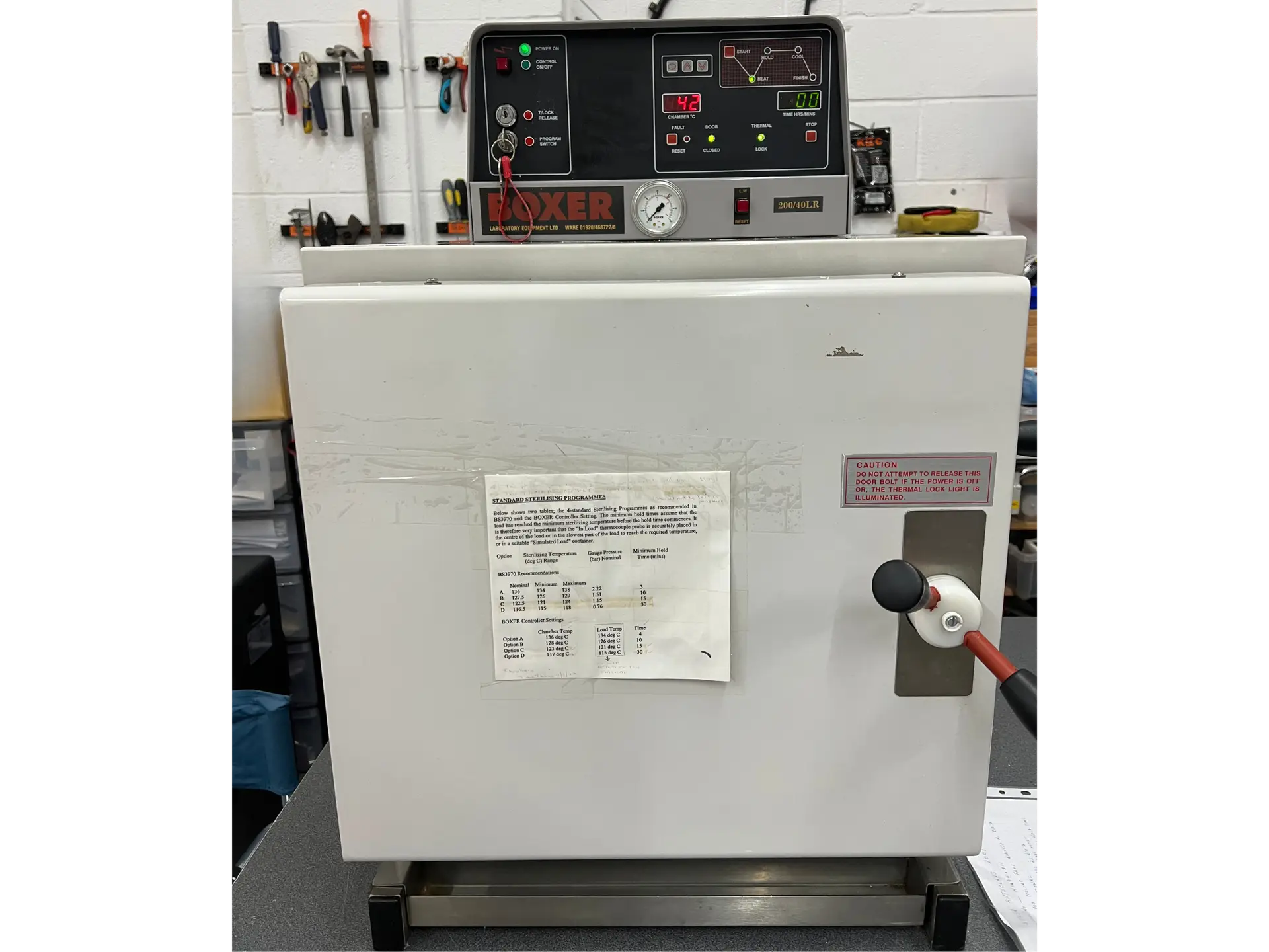 Boxer 200/40LR Autoclave