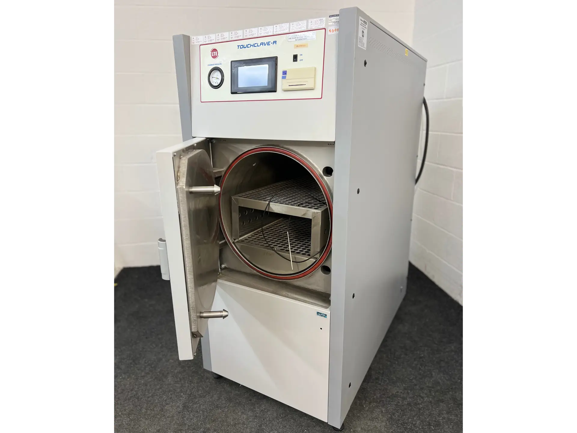 LTE Touchclave-R Autoclave (9)