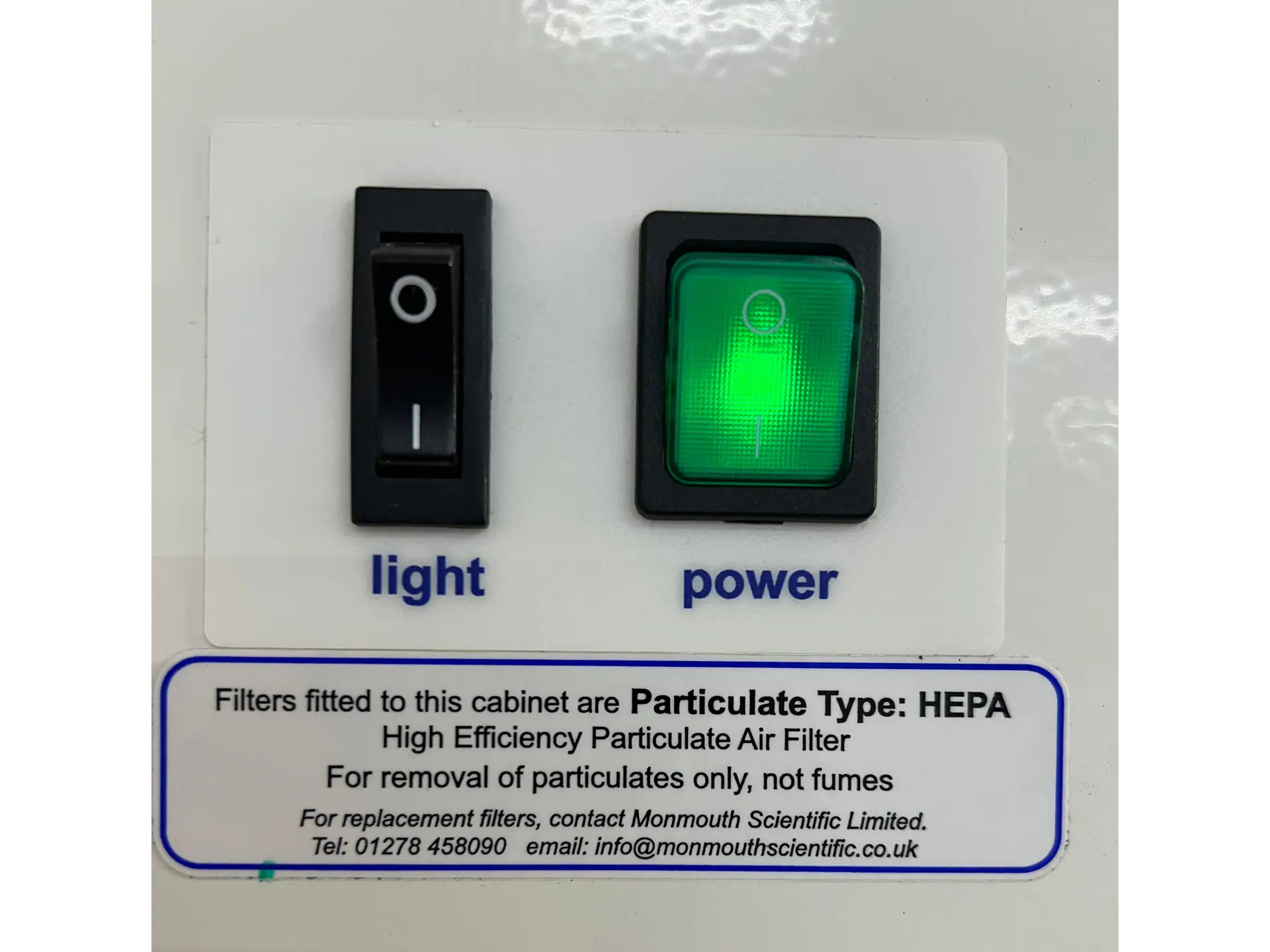 LABHUB VLF65E Vertical Laminar Flow Cabinet - Richmond Scientific