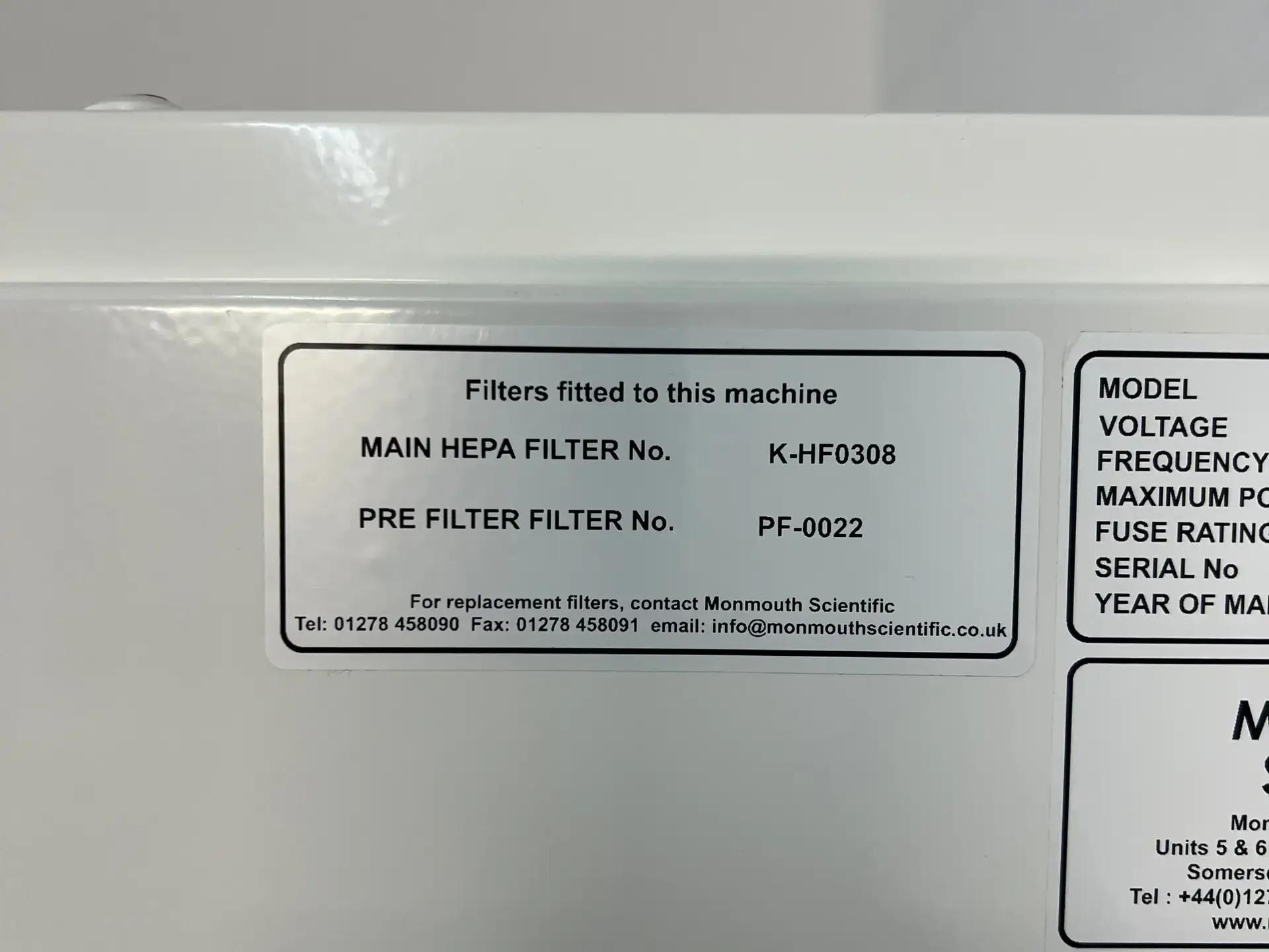 LABHUB VLF65E Vertical Laminar Flow Cabinet - Richmond Scientific