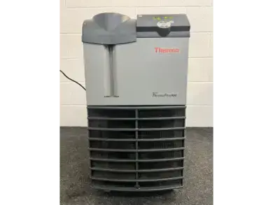 Neslab ThermoFlex 900 Recirculating Chiller