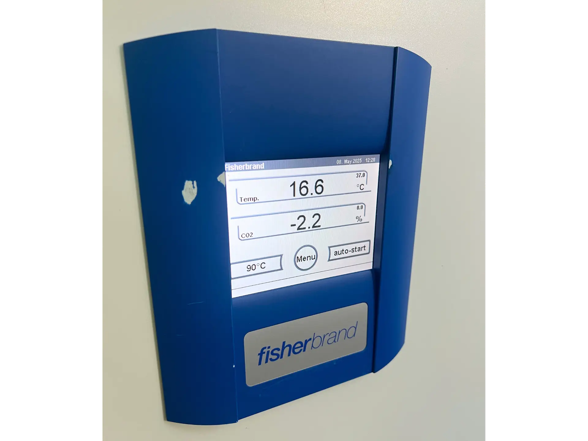 Fisherbrand CO2 incubator and Thermo Heracell 150i (12)