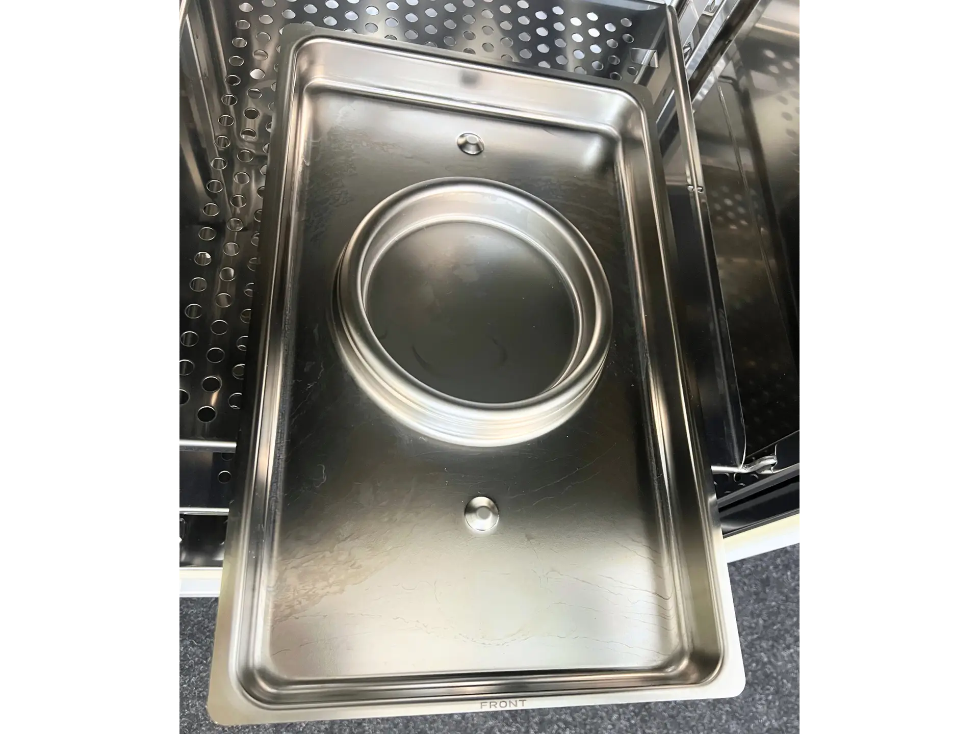 Fisherbrand CO2 incubator and Thermo Heracell 150i (5)