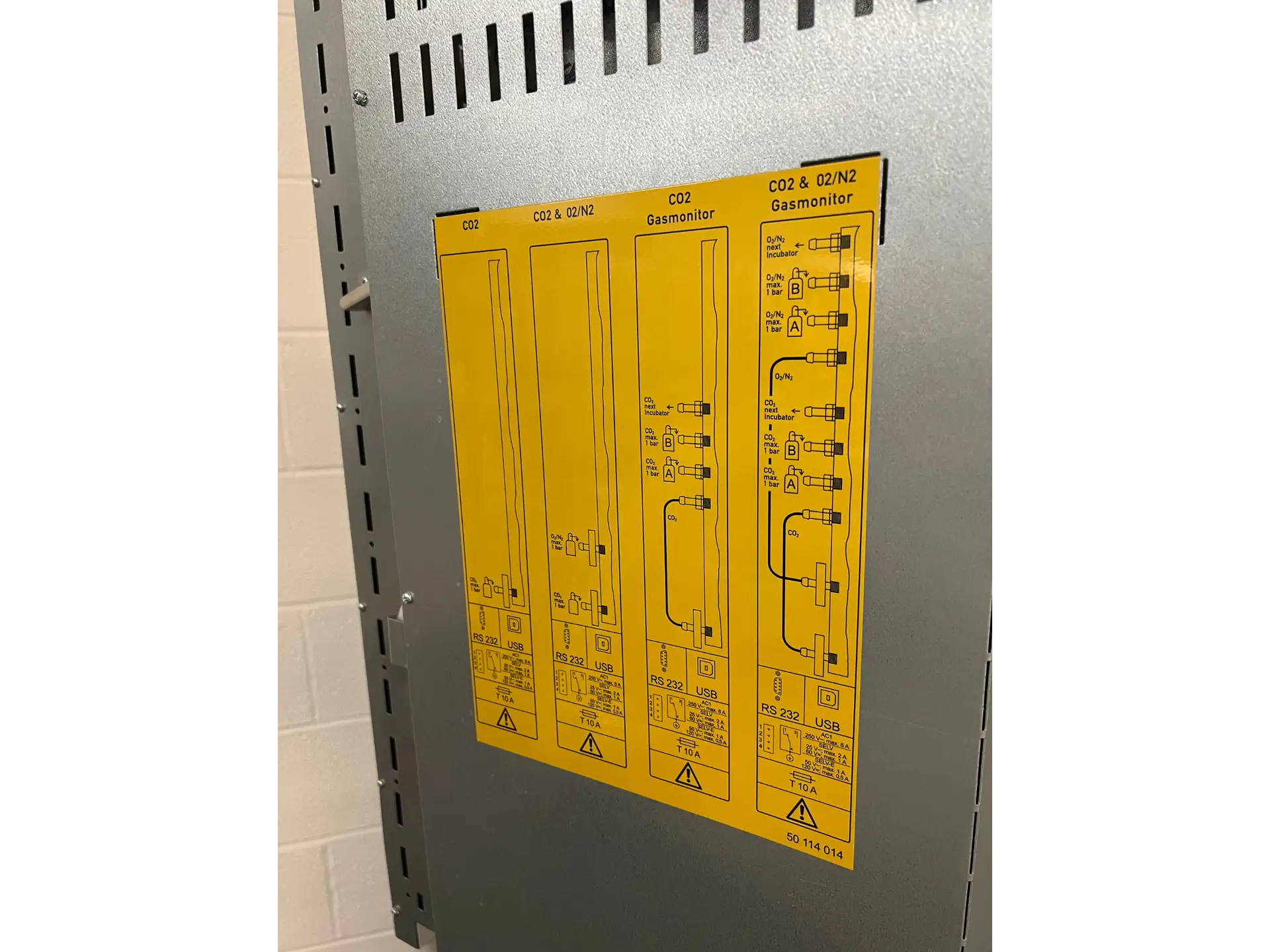 Fisherbrand Stacked CO2 Incubators - 42673201 - 42673200 (3)