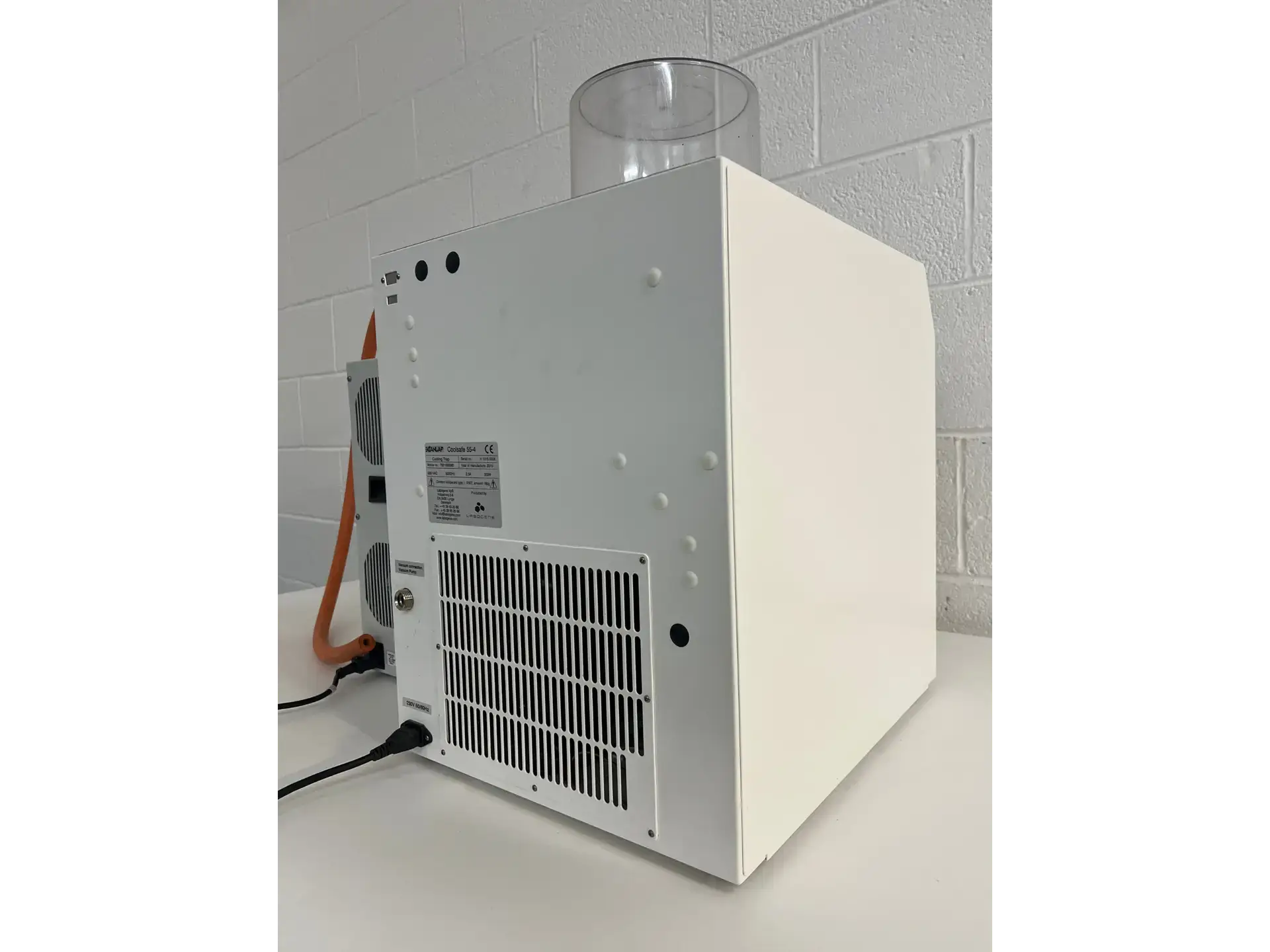 SCANVAC CoolSafe Freeze Dryer & Welch ChemStar Dry Vacuum Pump