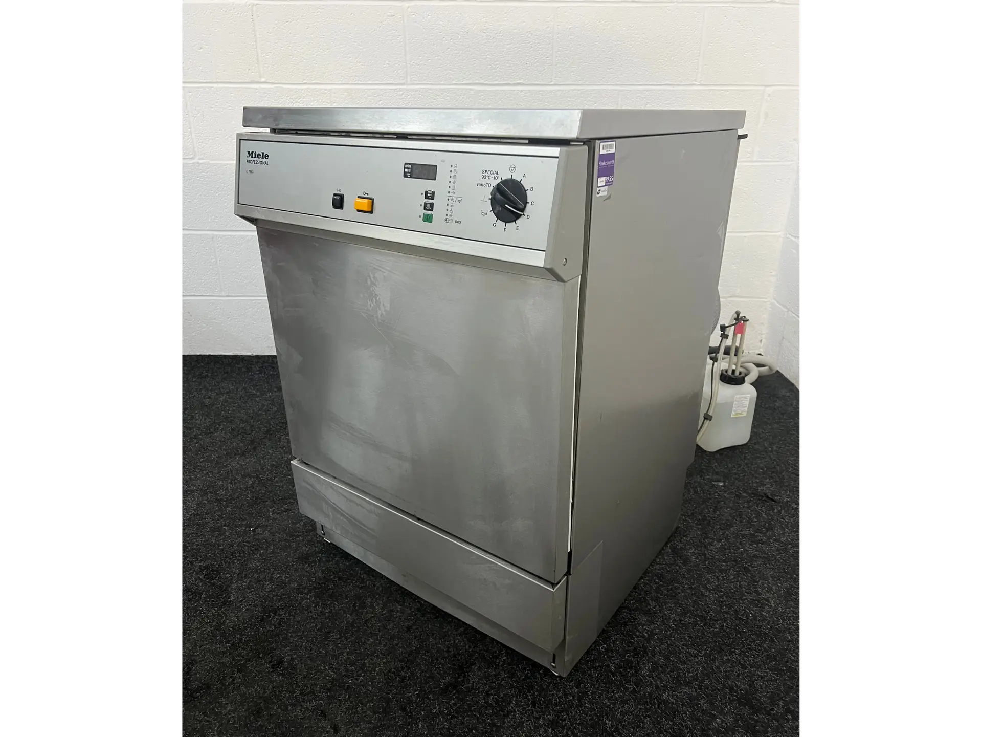 Miele G7883 Lab Washer - Richmond Scientific