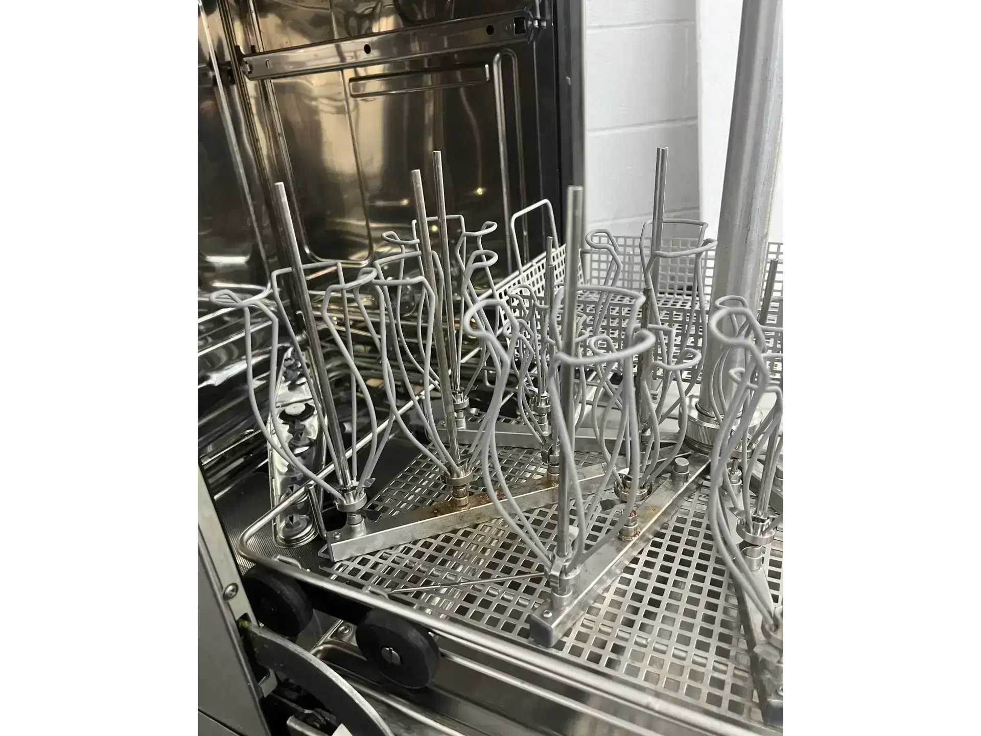 Miele G7883 Lab Washer - Richmond Scientific