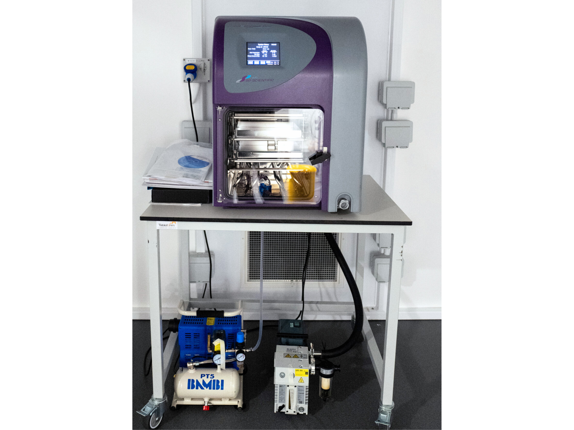 VirTis Advantage Pro Freeze Dryer