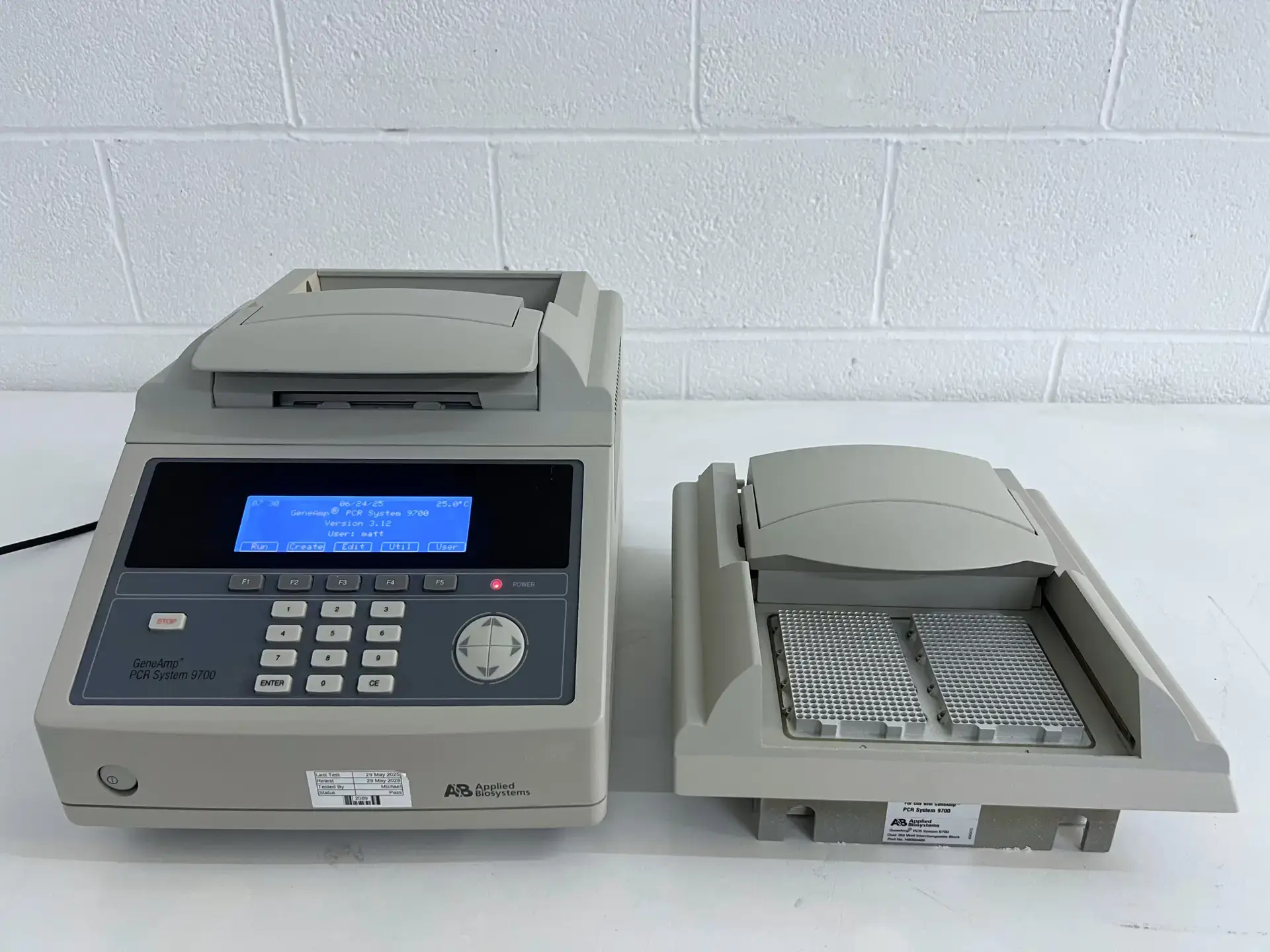 アプライドバイオシステムズ PCR サーマルサイクラー 9700 動作確認済