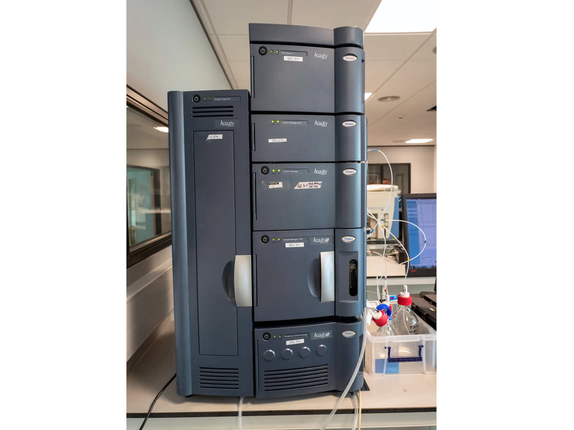 Waters Acquity H-Class UPLC