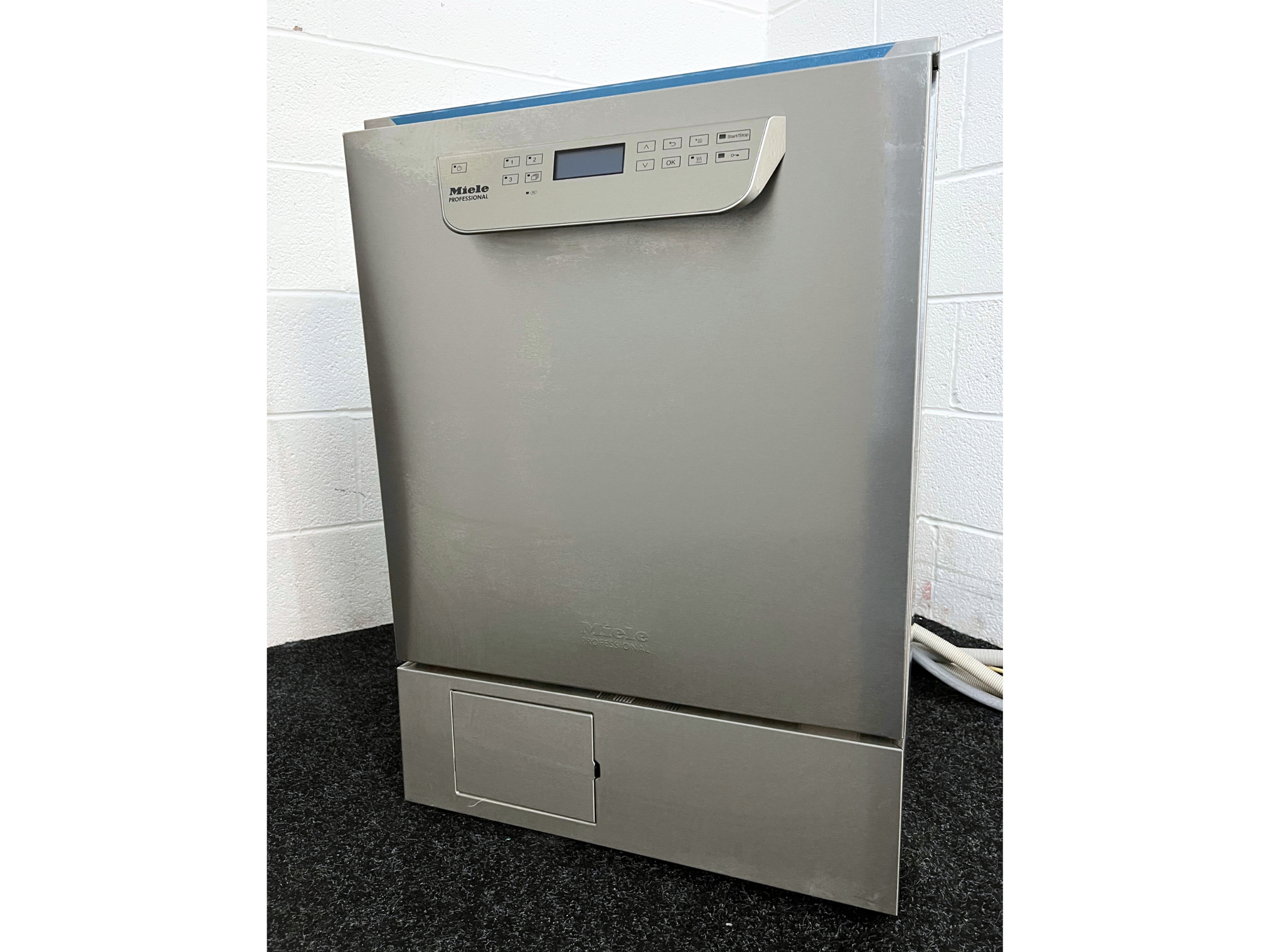 Miele GG05 Laboratory Washer